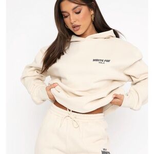 WHITEFOX BOUTIQUE OFFSTAGE HOODIE IN PEBBLE